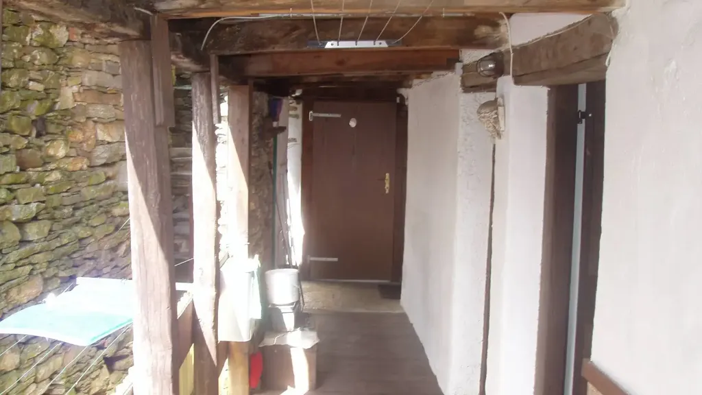 hallway_entrance