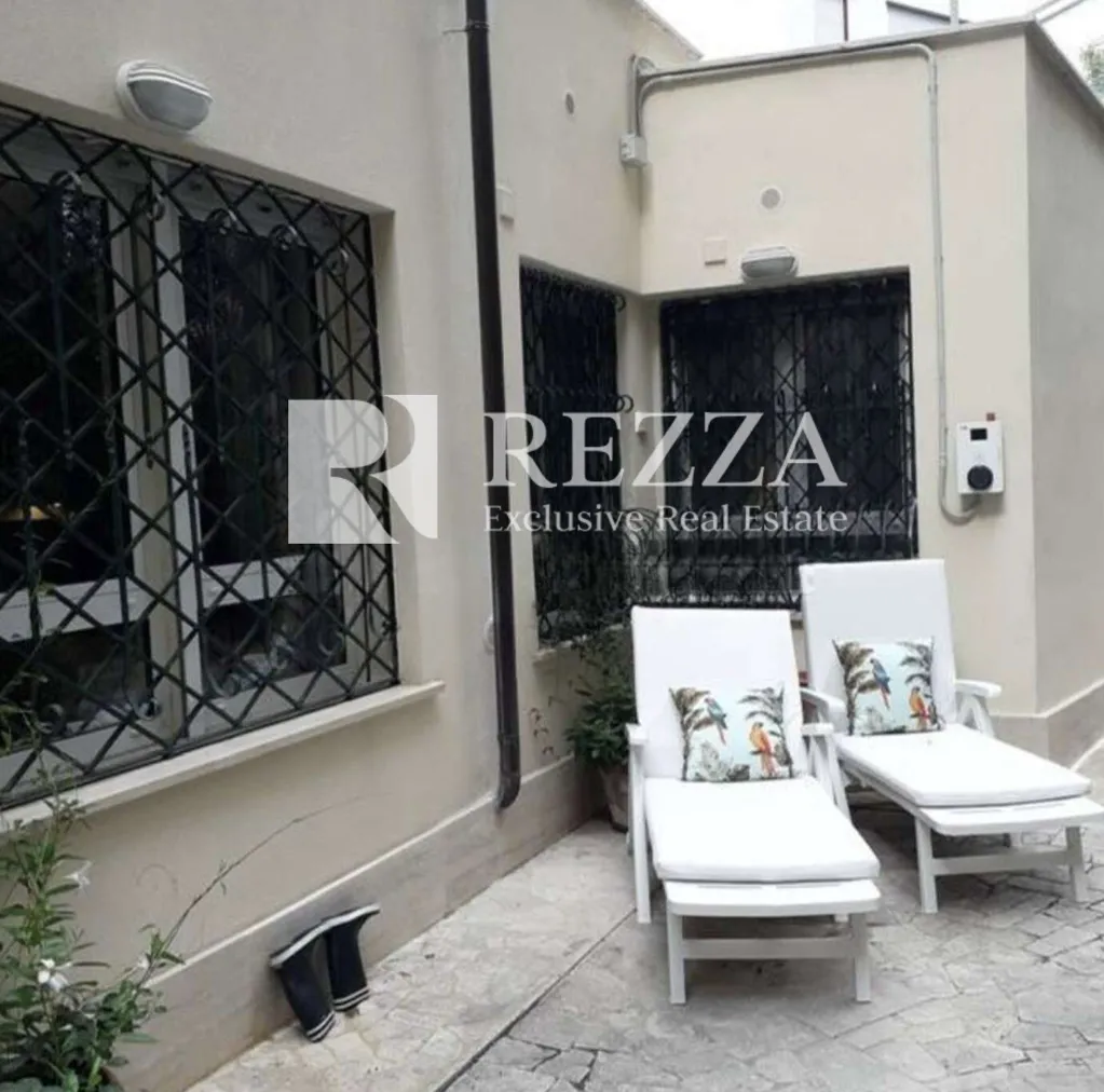 Aed - Renovated Apartment with Garden in Parioli