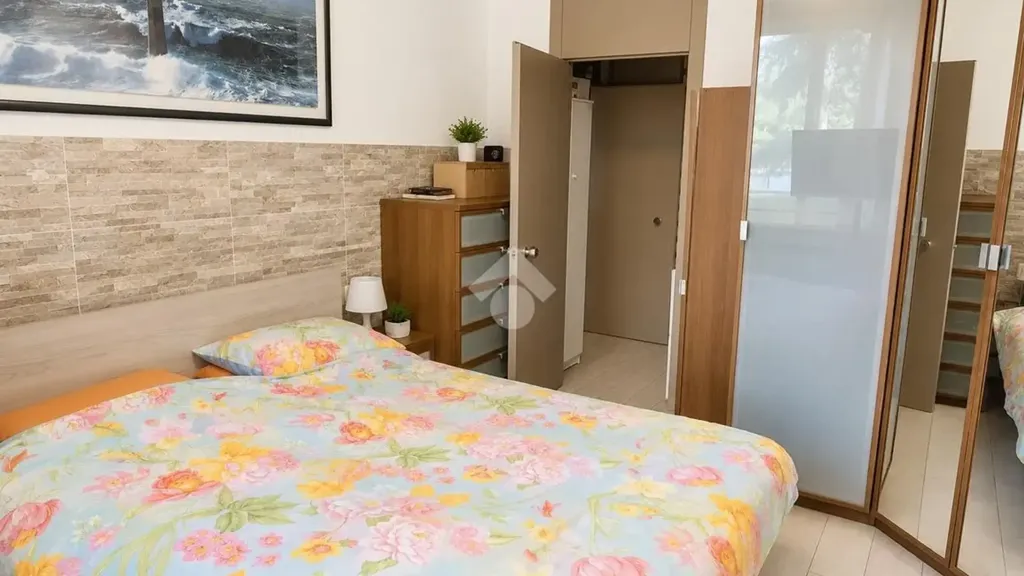 Camere da letto - Appartamento con loggia e affaccio sul verde a Basiglio