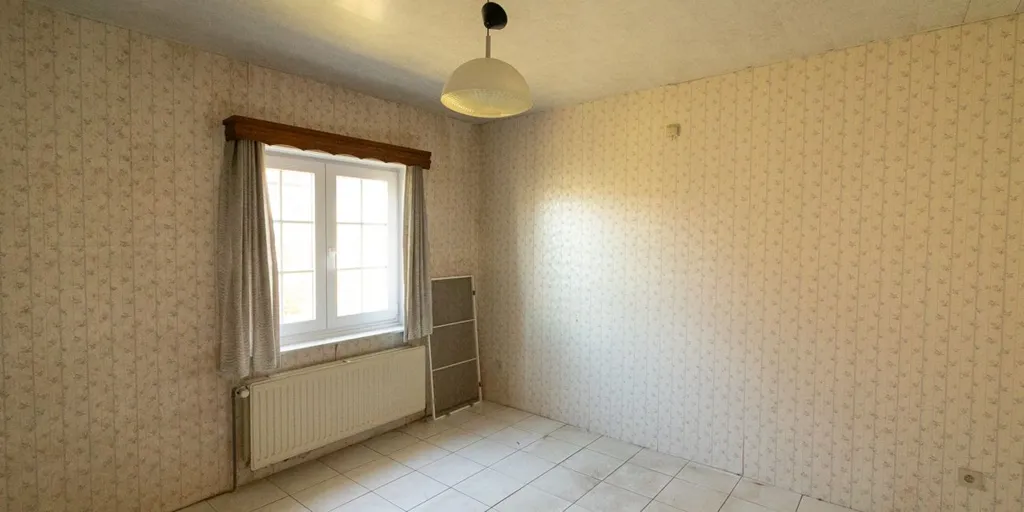 Pièces - Maison à rénover avec jardin à Genk
