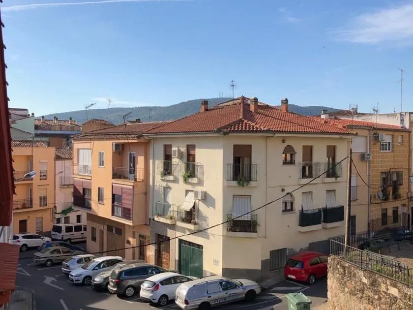 Esterno - Duplex with Garage in Plasencia Centre