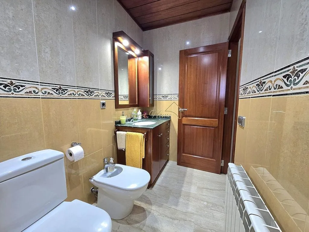 Vannitoad - Luxury House with Pool in Cabrils, Catalonia