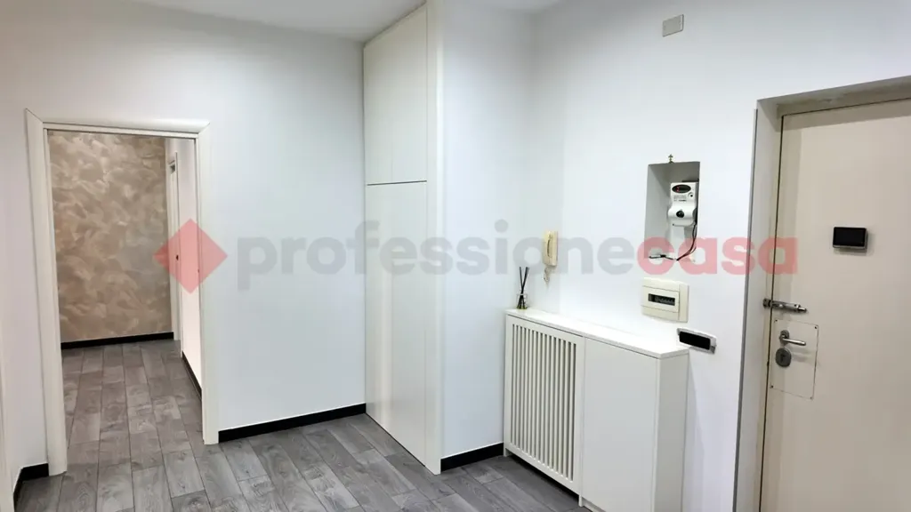 Hallway - Rusticated Flat with Balcony in Portici