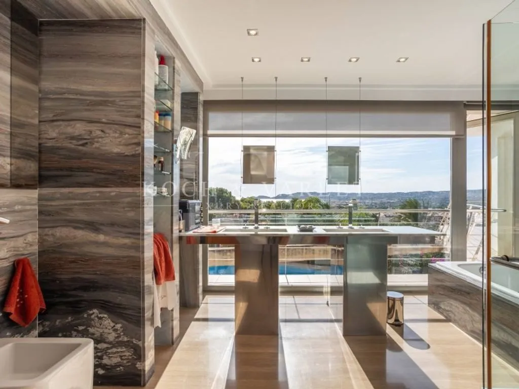 Vannitoad - Luxury Villa with Panoramic Views in Javea