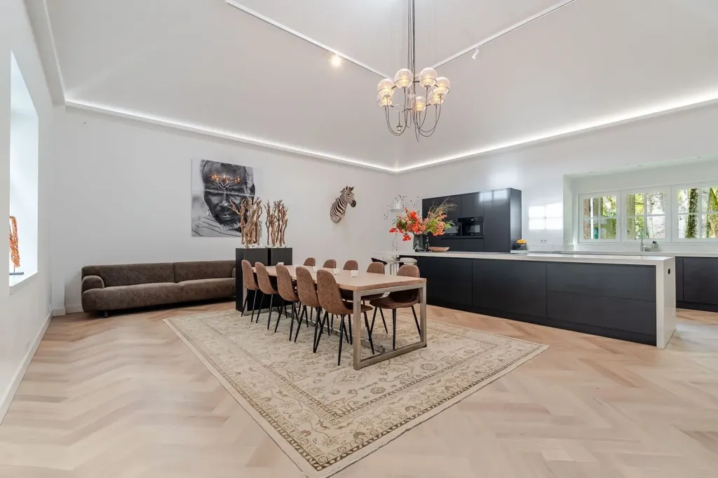 Söögituba - Renovated Villa with Private Terrace in Breda