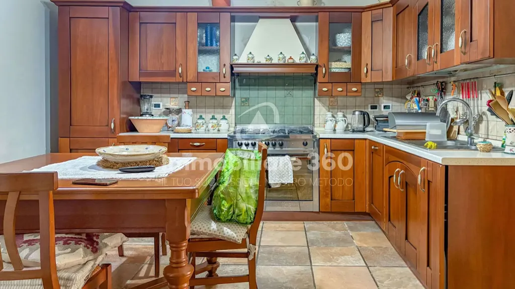 Cucina - Arched Villa with Private Gardens in Rovito