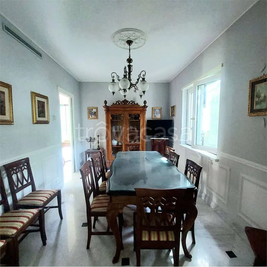 Sala da pranzo - Charming Villa with Private Park in Savogna d'Isonzo