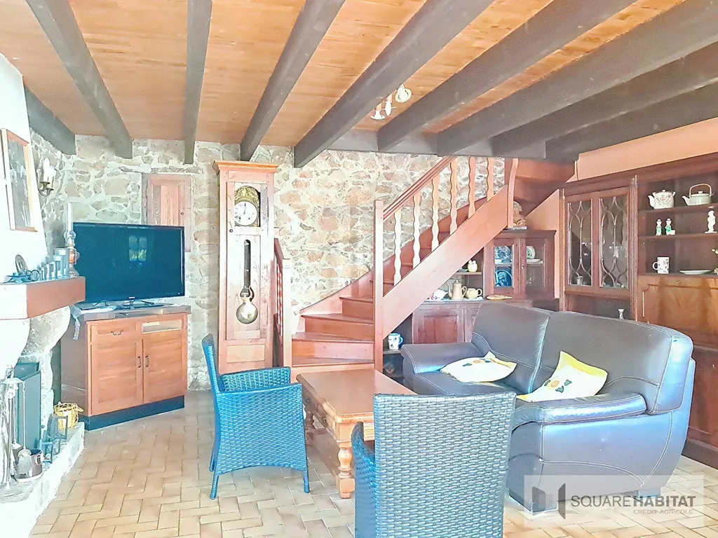 Séjour - Maison en pierres avec jardin à Pleubian