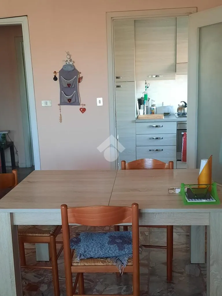 Söögituba - Furnished Flat with Balcony in Ciriè