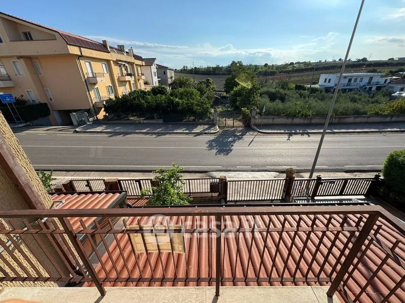 Balcon - Fully Furnished Triplex in Campomarino
