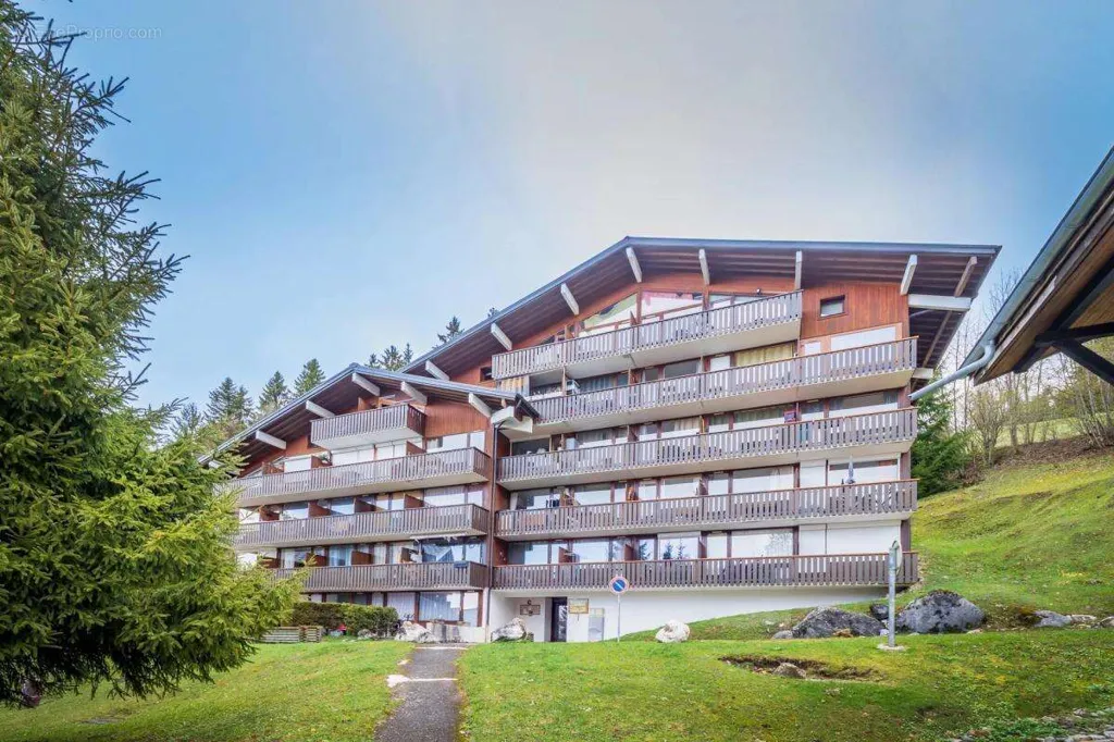 Välivaade - Studio with Balcony in Viuz-en-Sallaz
