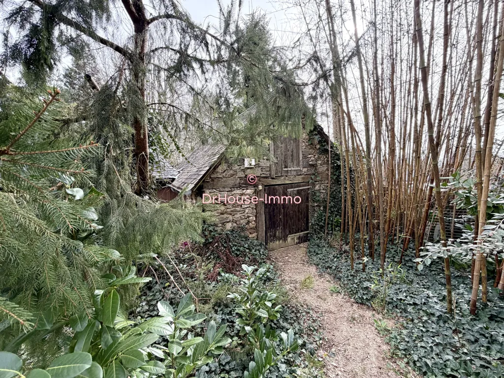 Aed - Stone House with Park in Sadroc