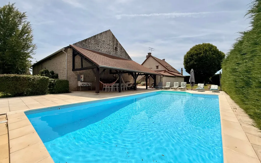 Bassein - Stone House with Pool and Barn in Countryside