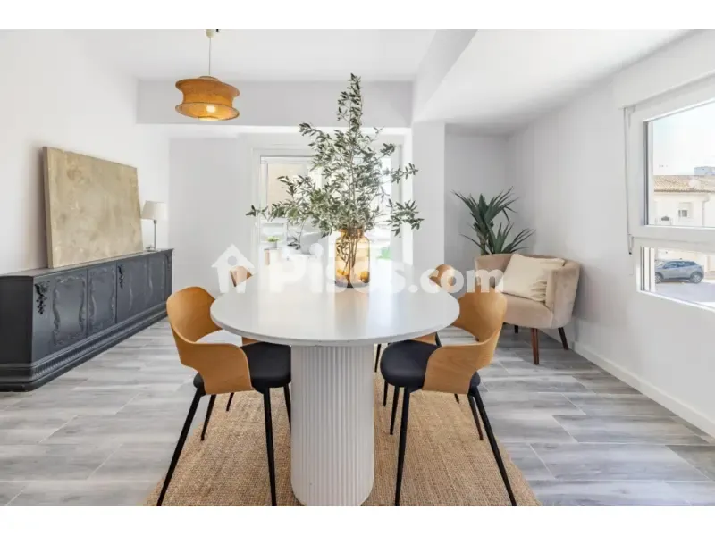 Salle à manger - Renovated Apartment with Balcony in Benifaió