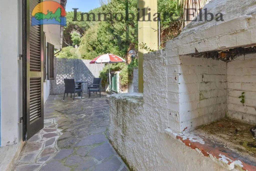 Garden - Seaside Villa with Private Garden in Capoliveri