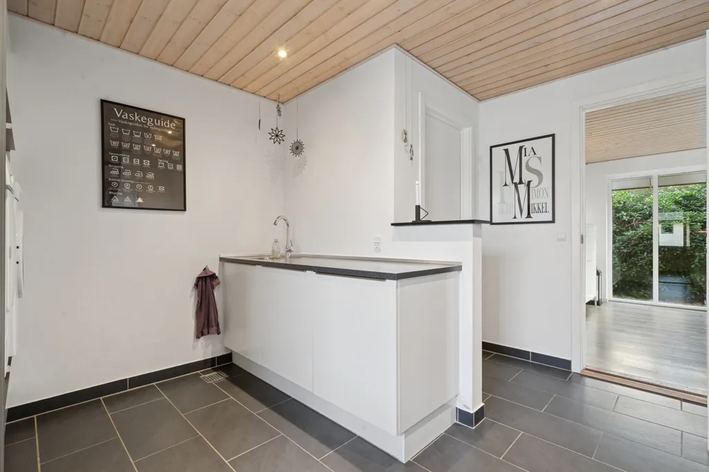 Cucina - Villa with Open Landscape View in Øster Tørslev