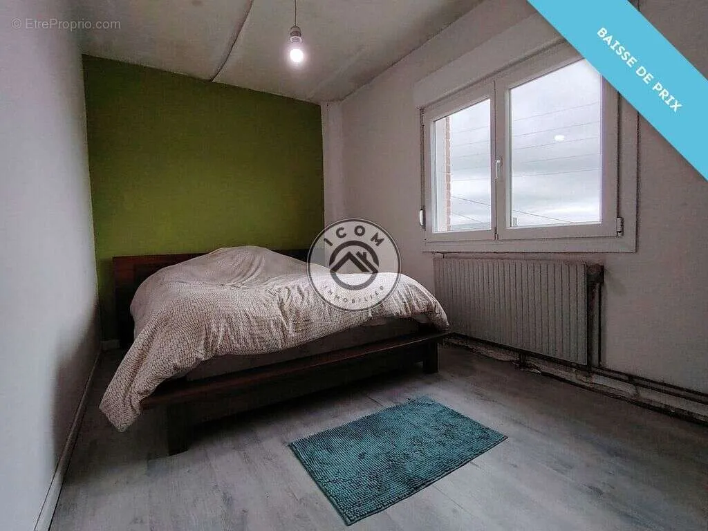 Chambres - Maison Semi-Individuelle avec Balcon à Cousolre