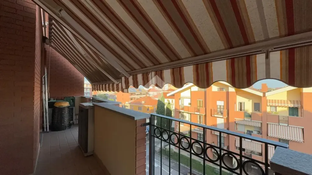 Balcon - Spacious Apartment with Balcony in Carmagnola