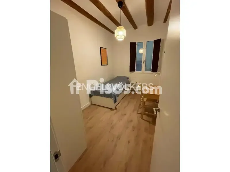 Magamistoad - Modernised Flat in Barri Gòtic, Barcelona