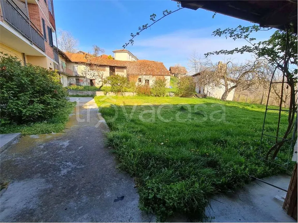 Jardin - Rustic Farmhouse with Pool in Paroldo