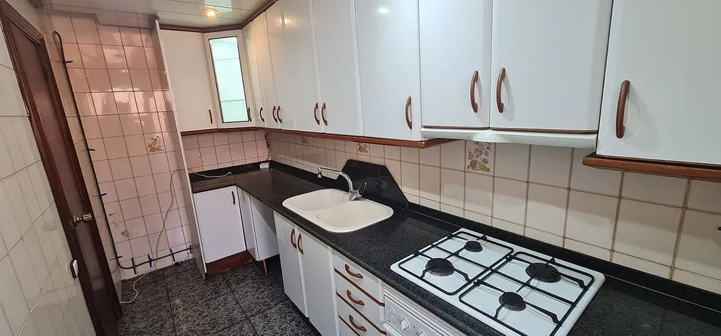 Köök - Apartment with Balcony in Sant Julià de Lòria