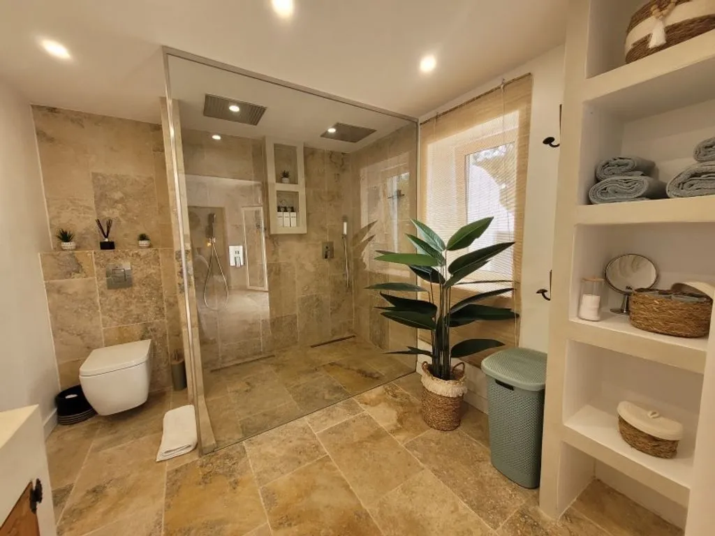 Vannitoad - Luxury Villa with Sea View in Denia