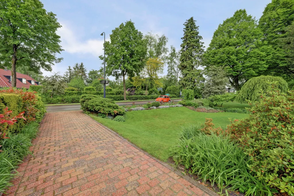 Jardin - Villa with Mature Trees in Ugchelen