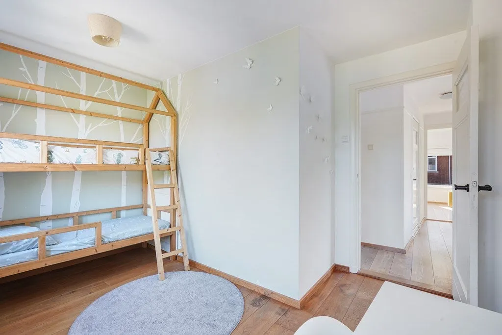 4-toaline maja asukohas Den Haag