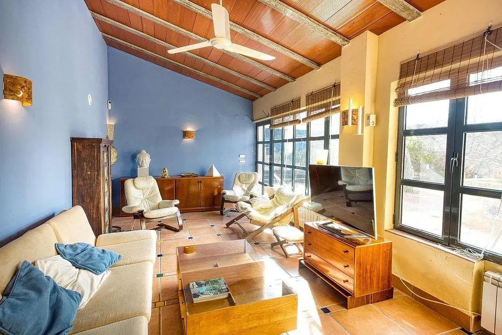 Elutuba - Restored Chalet with Olive Grove in Castalla