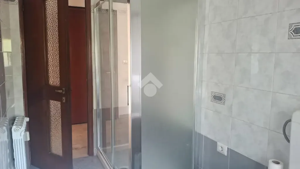 Salles de bain - Apartment with Balcony in Savona