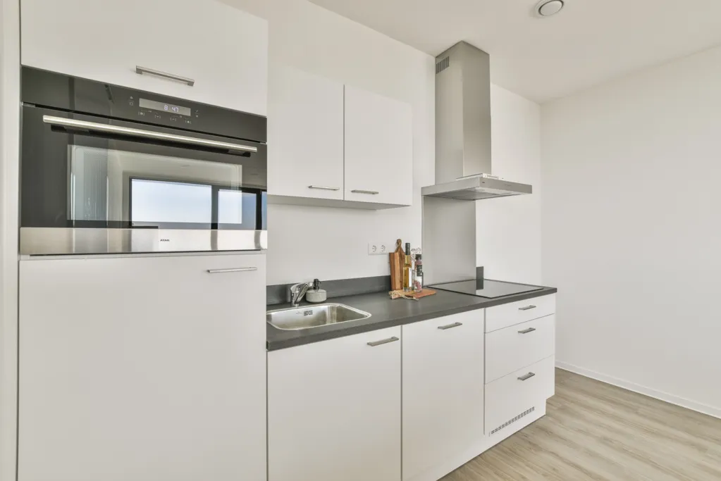 Köök - North-Facing Apartment near Amsterdam Centraal