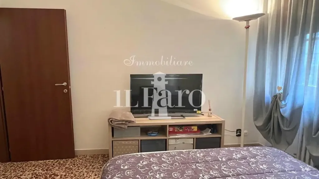 Magamistoad - Rustic-Style Apartment with Terrace in Campi Bisenzio