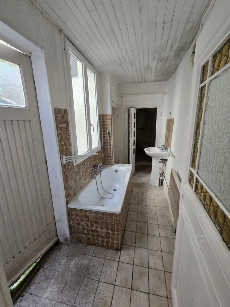 Vannitoad - Renovable Apartment Building in Metz Centre