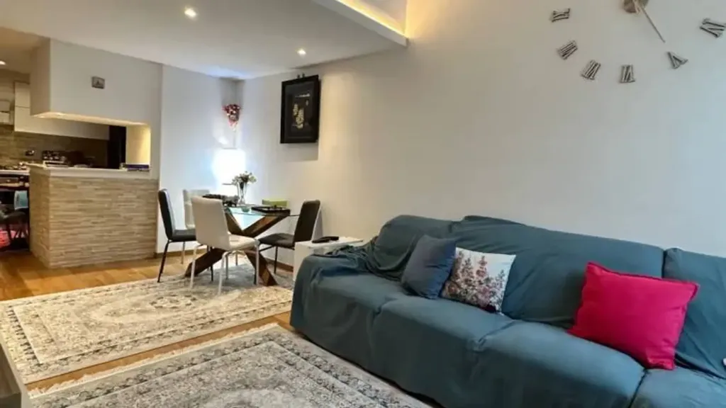 Elutuba - Bright Apartment with Terrace in Florence