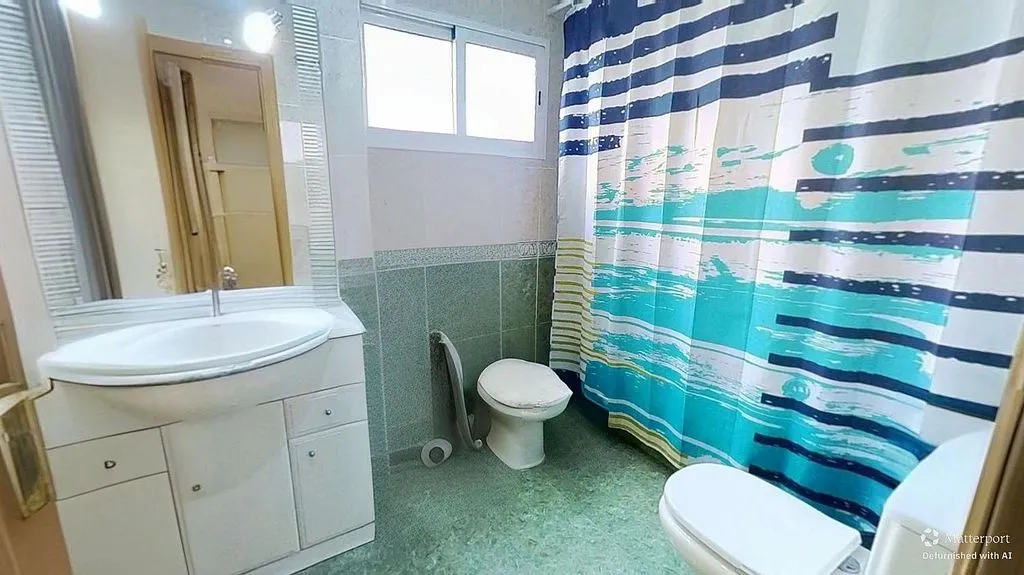 Salles de bain - Apartment with Garage and Air Conditioning in Torrent