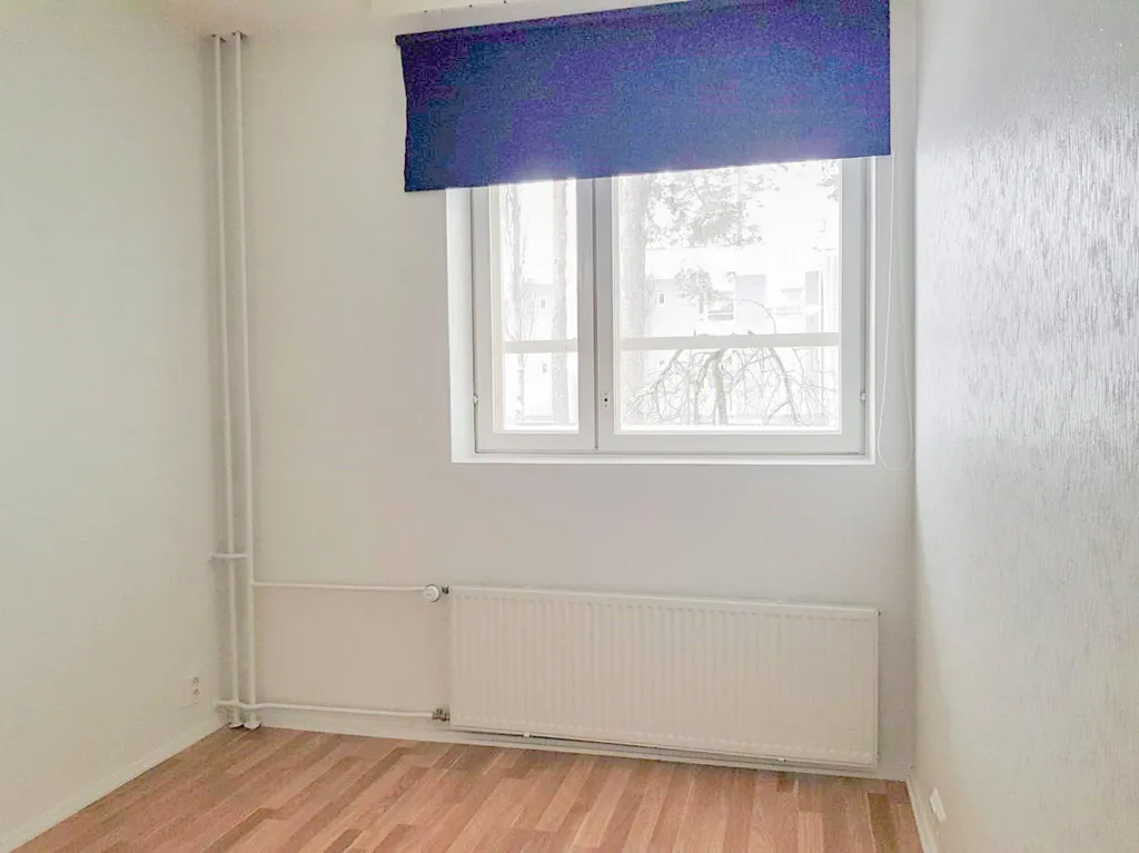 Toad - 2-Bed Flat with Balcony in Kokkola
