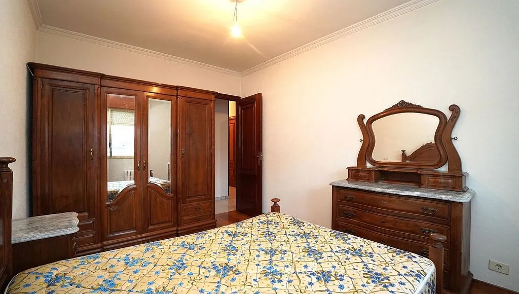 Chambres - Apartment with Balcony in Paradai