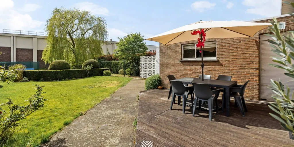 Garden - Open Plan House with Garden in Zonhoven