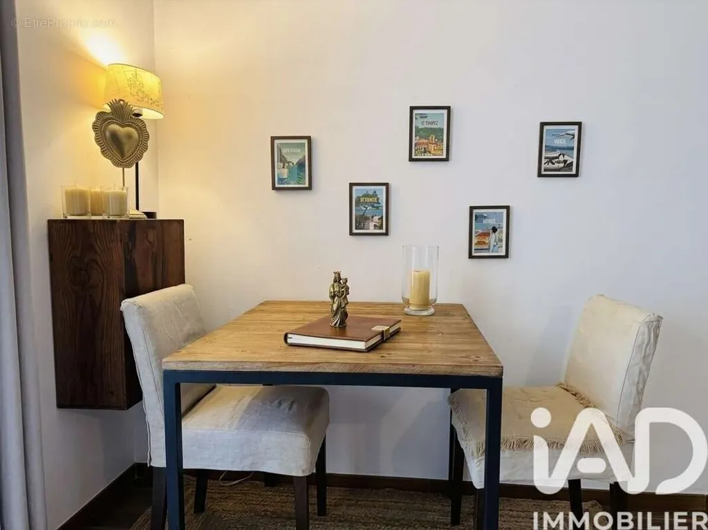 Salle à manger - Studio avec Extérieur et Cave à Hyères