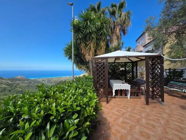 Villa with Sea View in Maiera'
