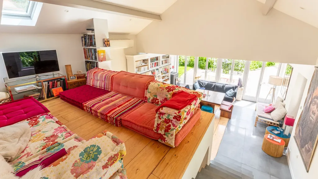 Living Room - Renaissance Mill with Equestrian Facilities near Paris