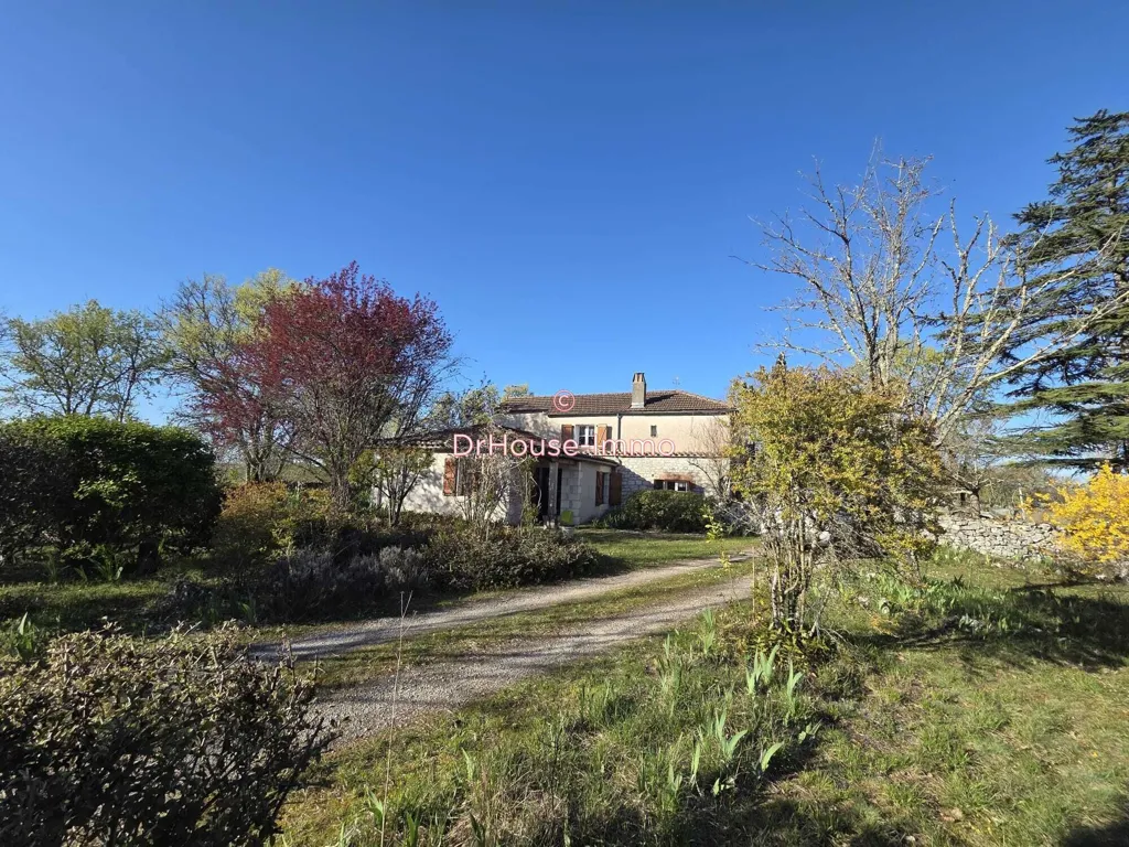 Välivaade - Stone House with Garden in Countryside
