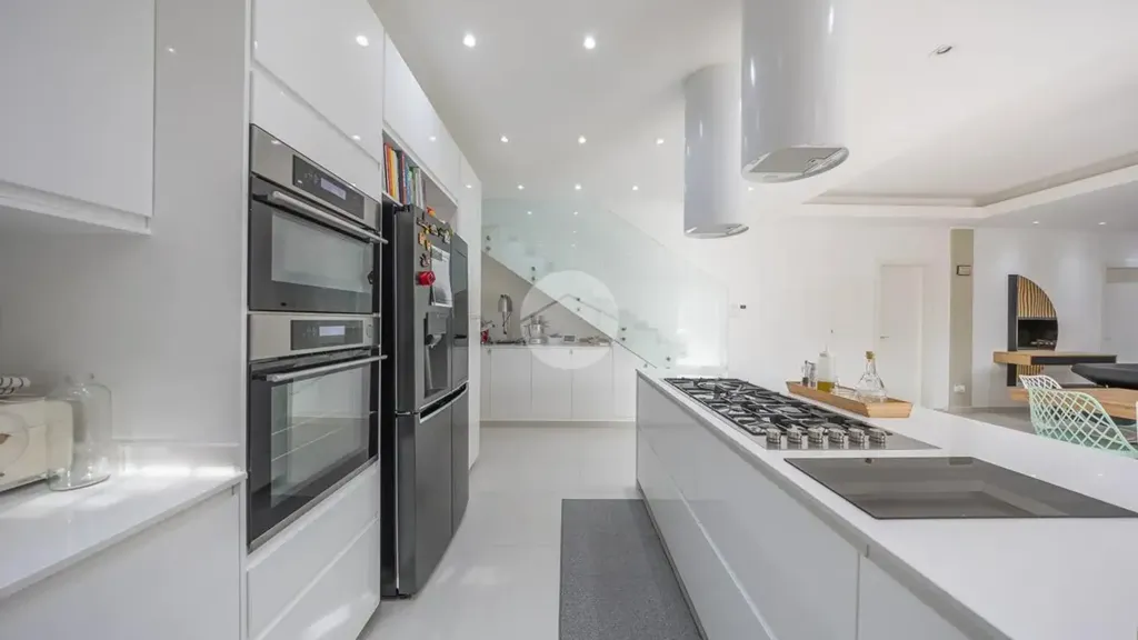 Cuisine - Bifamiliar Villa with Pool in Castelverde, Rome