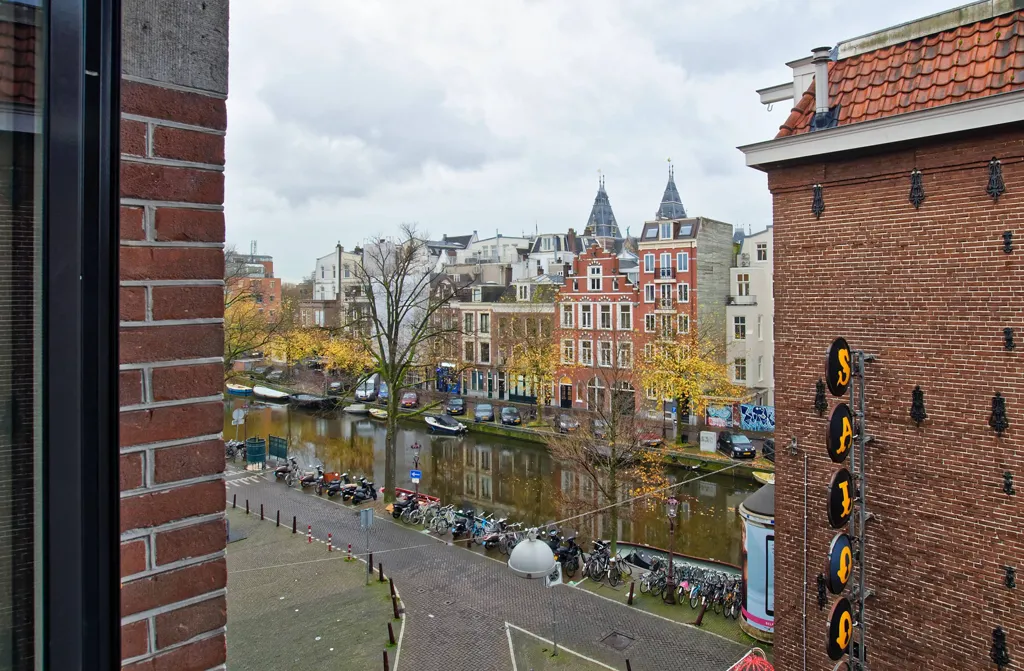2-toaline korter asukohas Amsterdam
