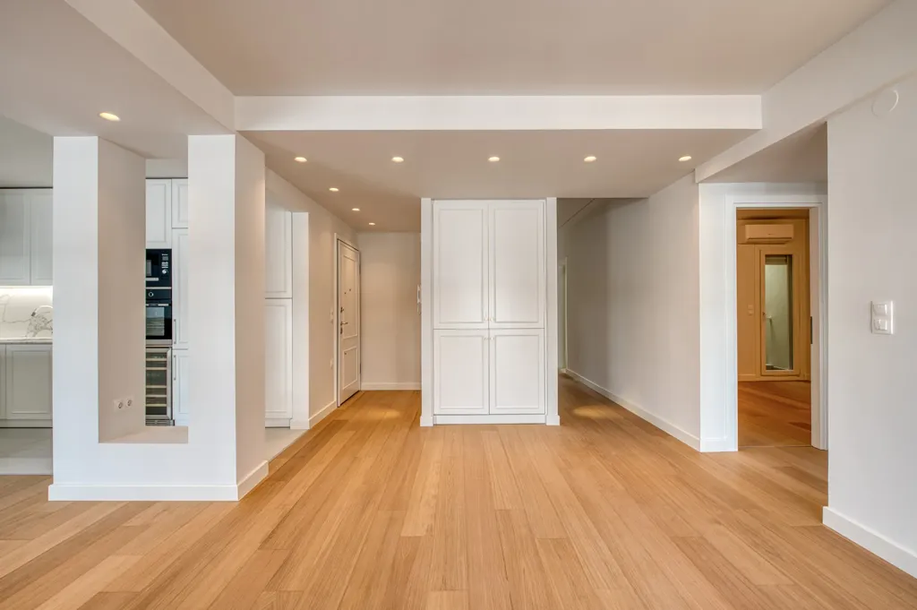 Hallway - 3-bedroom apartment in Thessaloniki