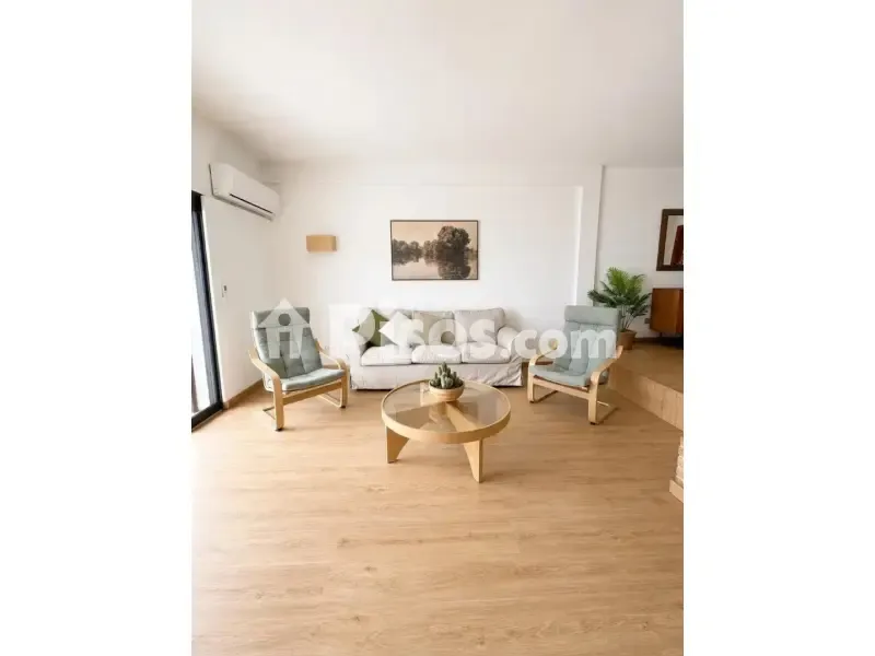 Elutuba - Seafront Chalet with Terrace in Torrenova