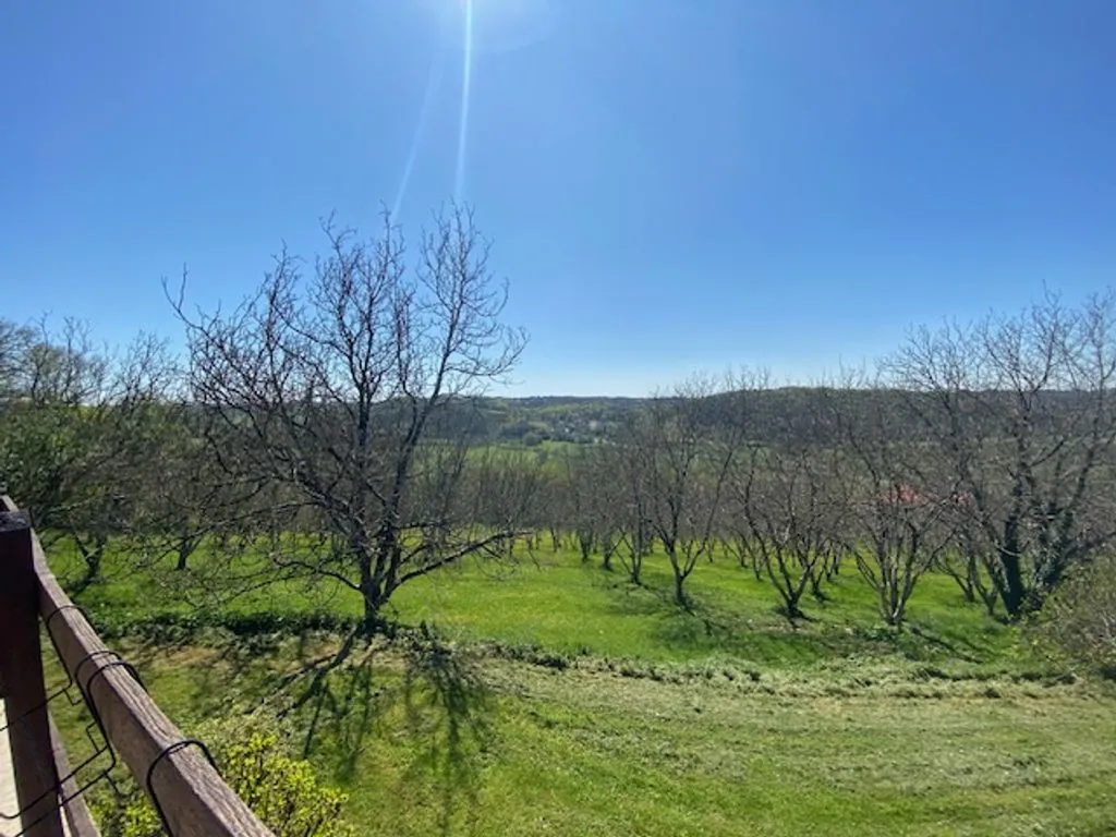 Aed - Luxury House with Pool in Grun-Bordas