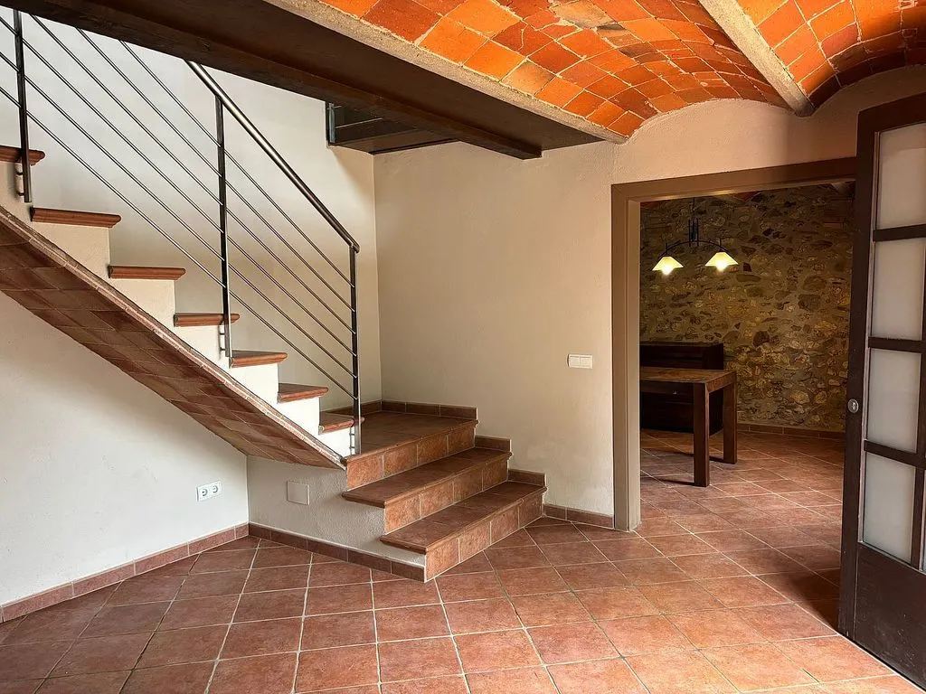 Stanze - Restored Masia with Garden in Quart
