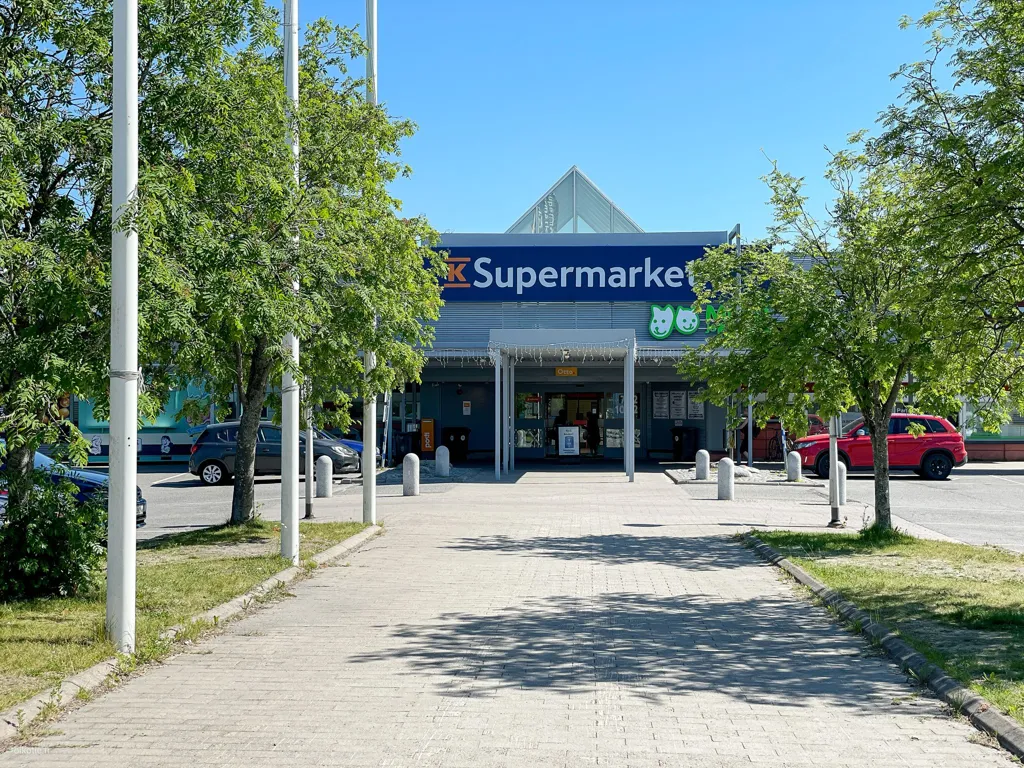 Välivaade - Bright Apartment with Balcony in Järvenpää Centre