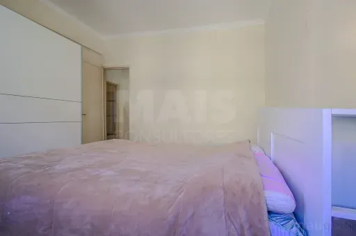 Magamistoad - T2 Apartment with Varied Views in Odivelas